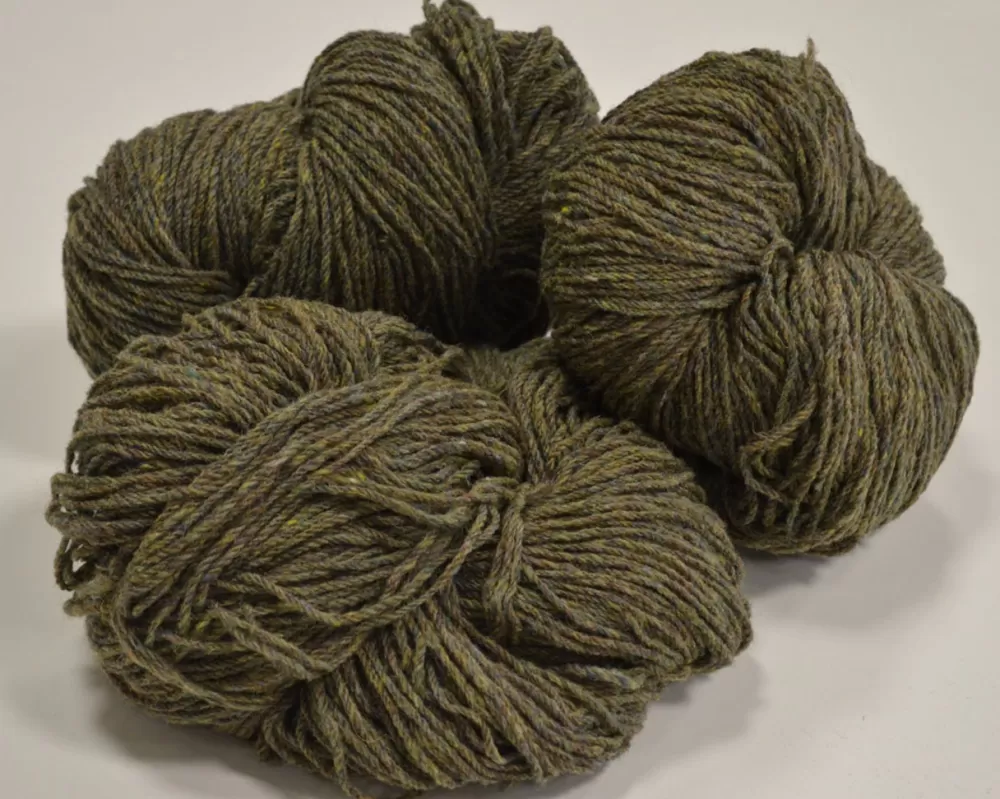 Best Sale Aran Wool Knitting Hanks - Green Bushes Aran Wool